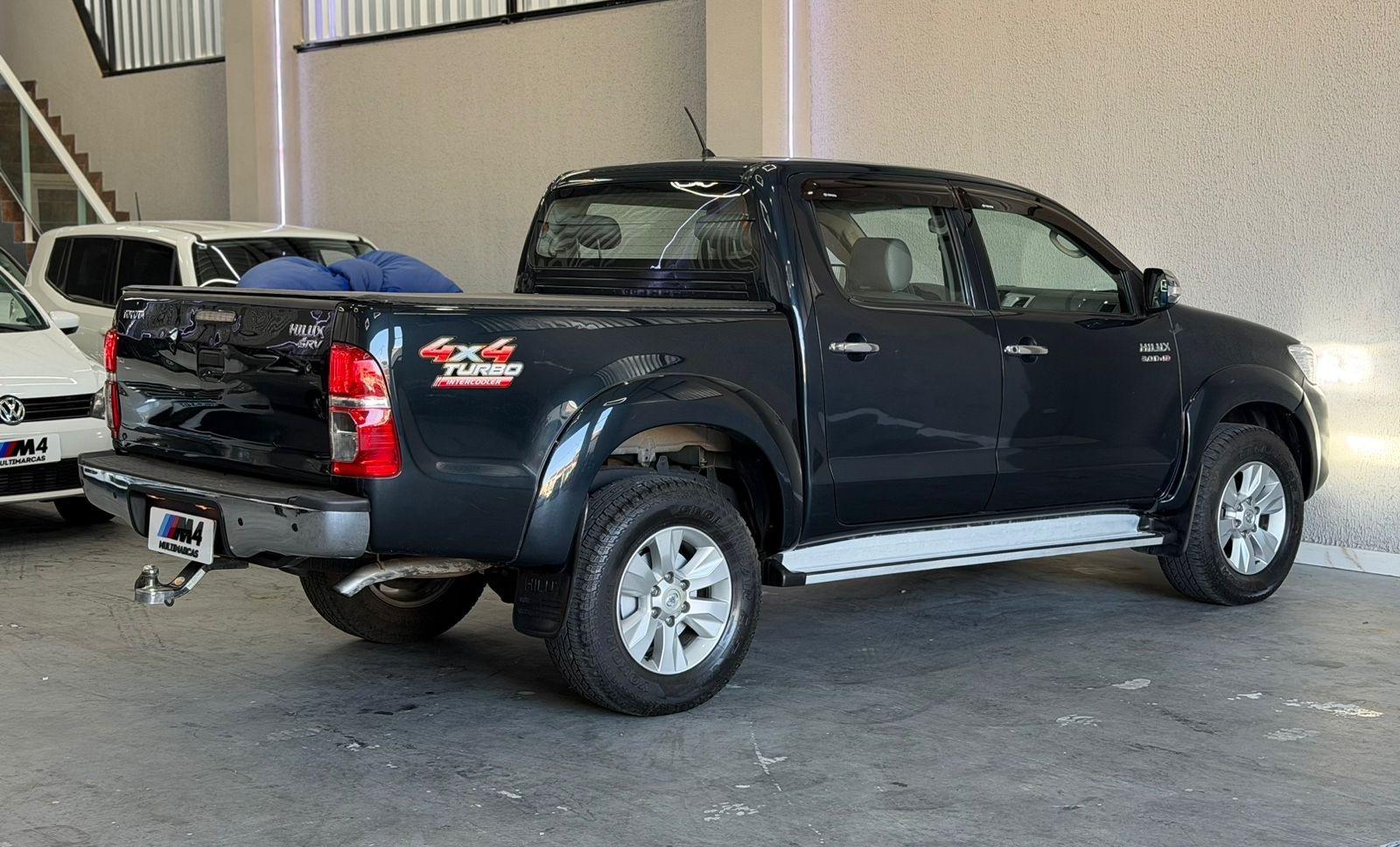 TOYOTA HILUX CD4X4 SRV 2013 - Imagem 6
