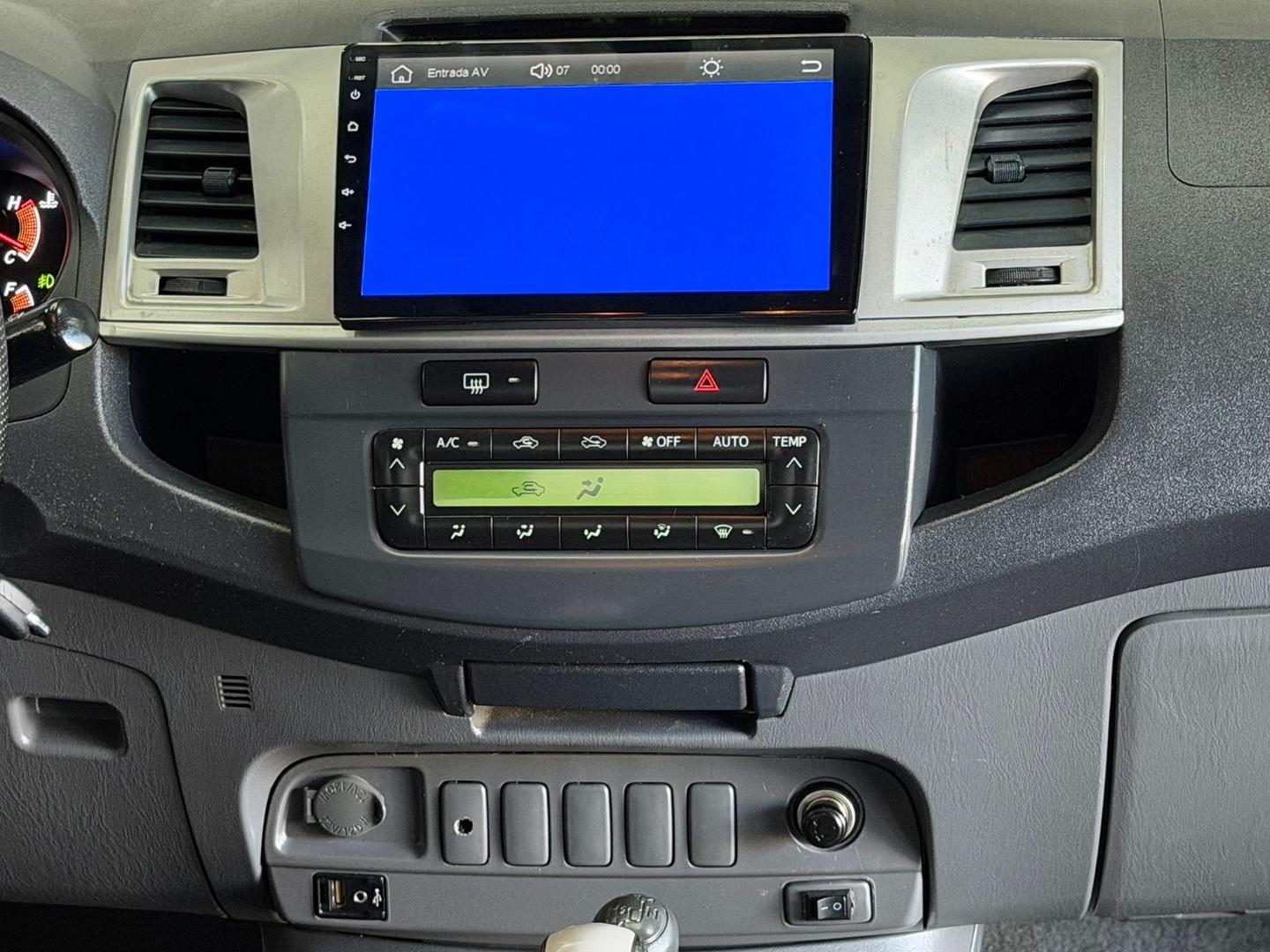 TOYOTA HILUX CD4X4 SRV 2013 - Imagem 8