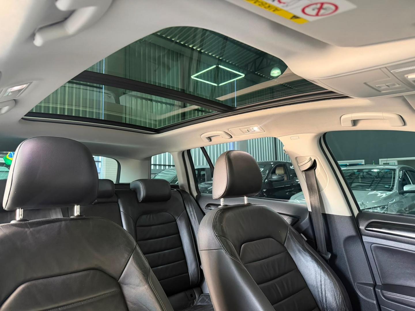 VOLKSWAGEN GOLF VARIANT HL AA 2016 - Imagem 14