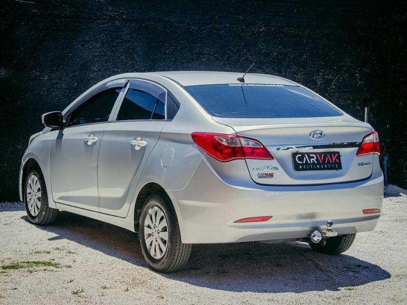 Hyundai HB20S 1.6 Comfort Plus 16V - foto 6