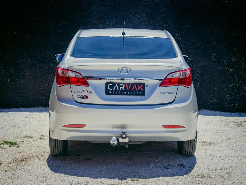 Hyundai HB20S 1.6 Comfort Plus 16V - foto 5