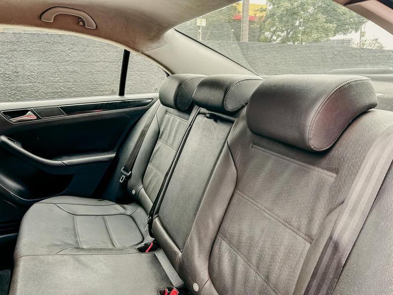 Volkswagen Jetta Comfortline 2.0 T.flex 8V 4P Tipt. - foto 7