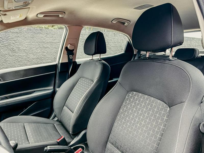 Hyundai HB20 1.0 Comfort - foto 10