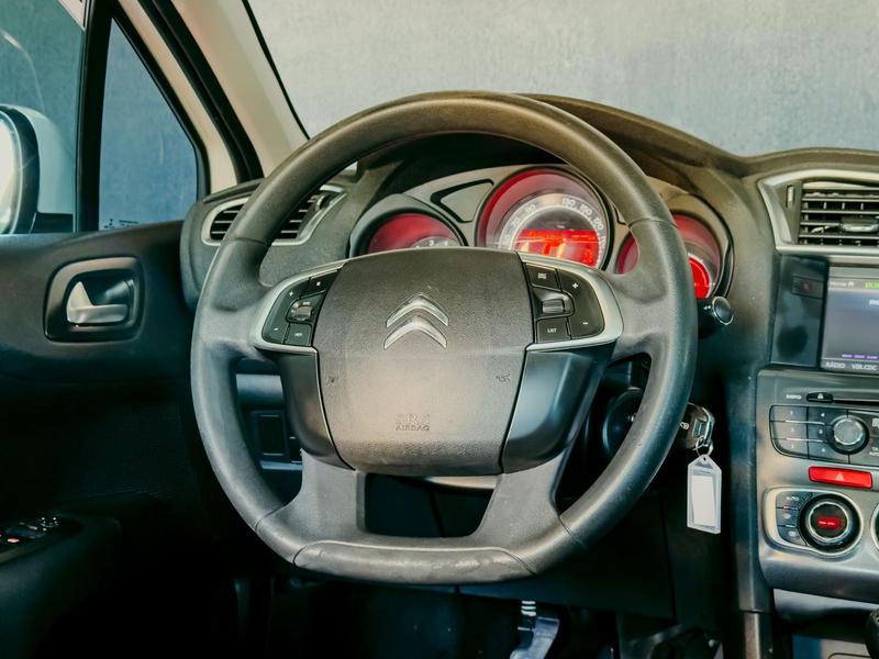Citroën C4 Lounge M 2l Tend - foto 6