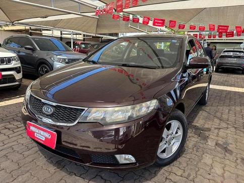 KIA CERATO EX3 1.6MTNB