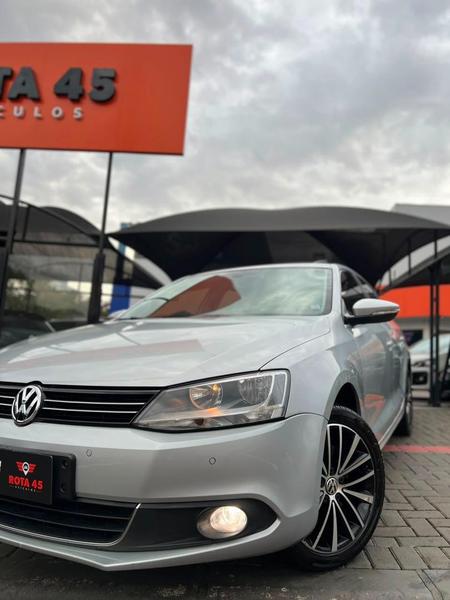 Volkswagen Jetta Comfortline 2.0 T.flex 8V 4P Mec. - foto 5