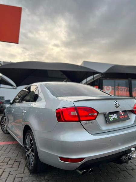 Volkswagen Jetta Comfortline 2.0 T.flex 8V 4P Mec. - foto 8