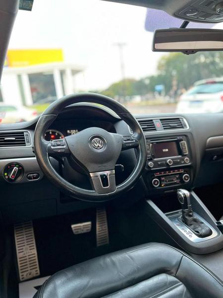 Volkswagen Jetta Comfortline 2.0 T.flex 8V 4P Mec. - foto 10