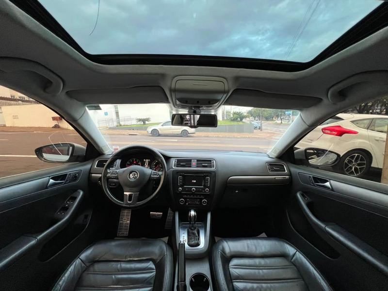 Volkswagen Jetta Comfortline 2.0 T.flex 8V 4P Mec. - foto 13