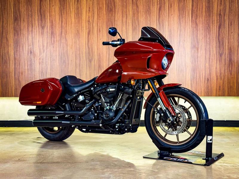 HARLEY-DAVIDSON LOW RIDER ST / FXLRST
