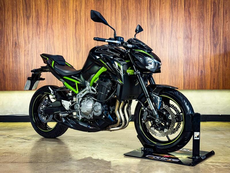KAWASAKI KAWASAKZ900