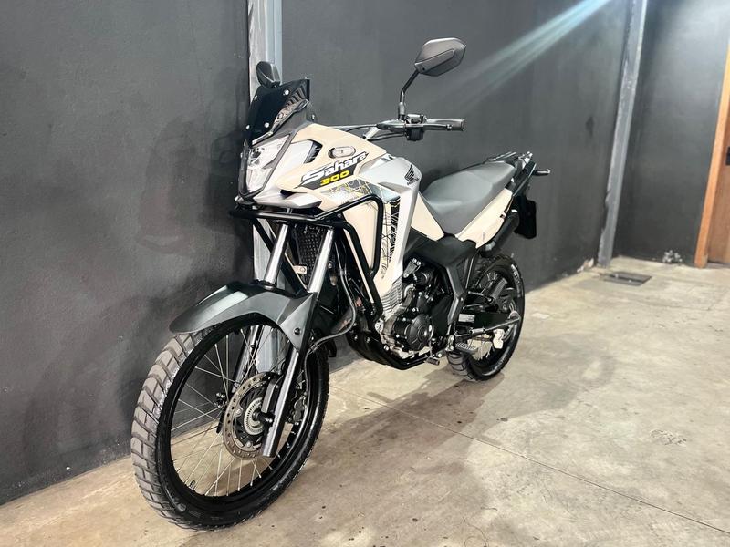 HONDA XRE 300 SAHARA ADV