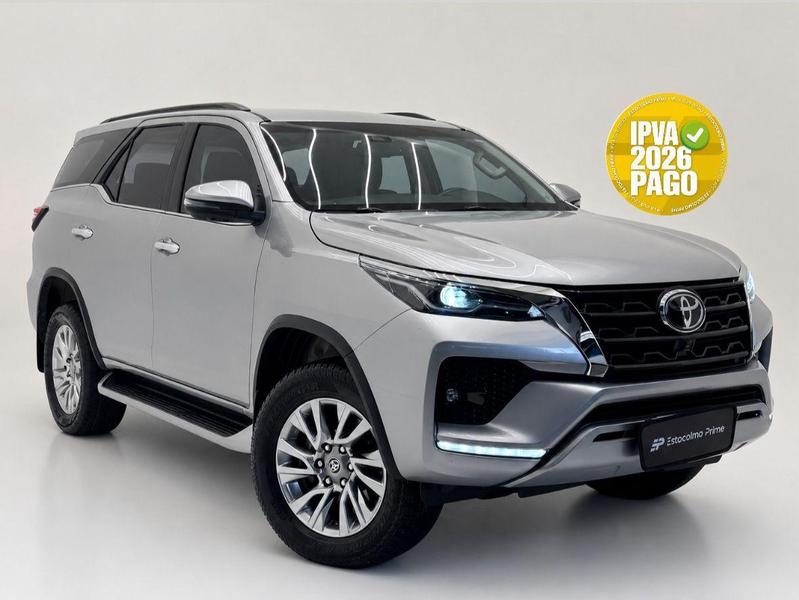 TOYOTA HILUX SW4 2.8 SRX 4X4 7 LUGARES 16V TURBO INTERCOOLER DIESEL 4P AUTOM�TICO