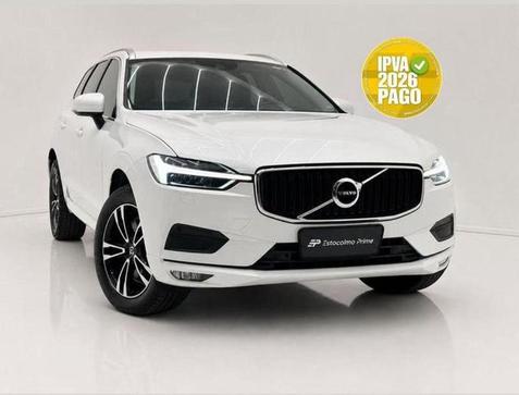 VOLVO XC60 D5 MOMENTUM