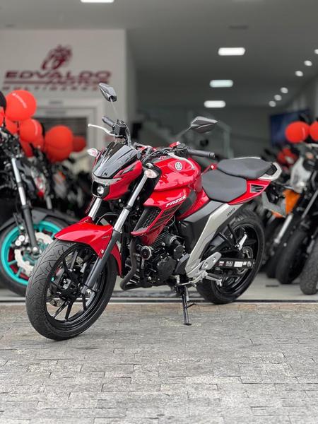 YAMAHA FZ25 FAZER