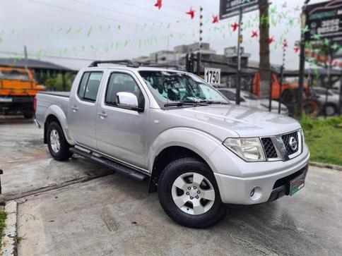 NISSAN FRONTIER LE X4