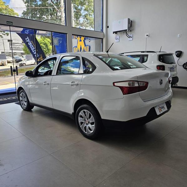 Fiat Siena 1.4 MPI Attractive 8V Flex 4P Manual - foto 7