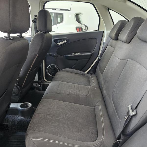 Fiat Siena 1.4 MPI Attractive 8V Flex 4P Manual - foto 9