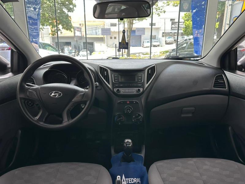 Hyundai HB20S 1.6 Comfort Plus 16V Flex 4P Manual - foto 10