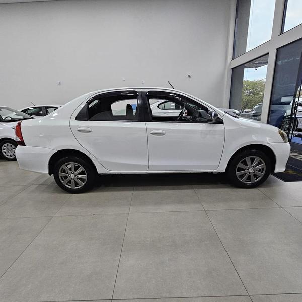 Toyota Etios Sd Xplus At - foto 6