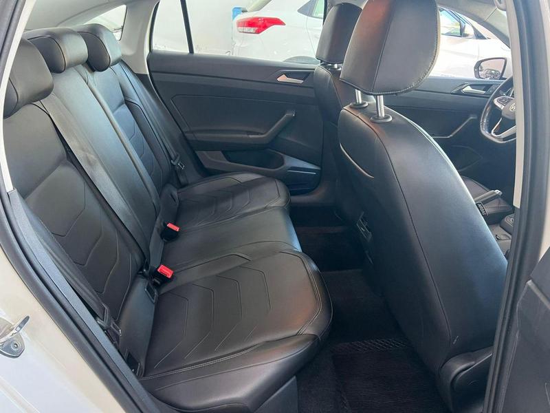 Volkswagen Virtus Comfort 200 TSI 1.0 Flex 12V Automático - foto 12