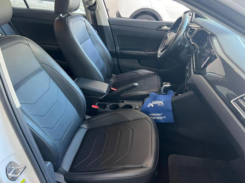 Volkswagen Virtus Comfort 200 TSI 1.0 Flex 12V Automático - foto 13