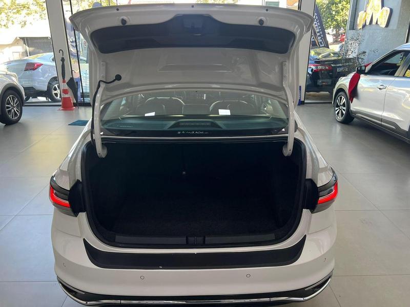 Volkswagen Virtus Comfort 200 TSI 1.0 Flex 12V Automático - foto 15