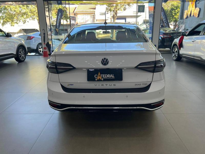 Volkswagen Virtus Comfort 200 TSI 1.0 Flex 12V Automático - foto 5