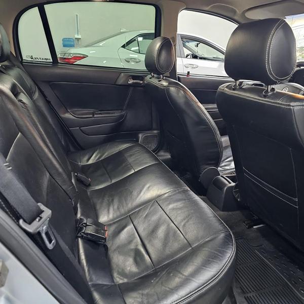 Chevrolet Astra Sedan Advantage - foto 10
