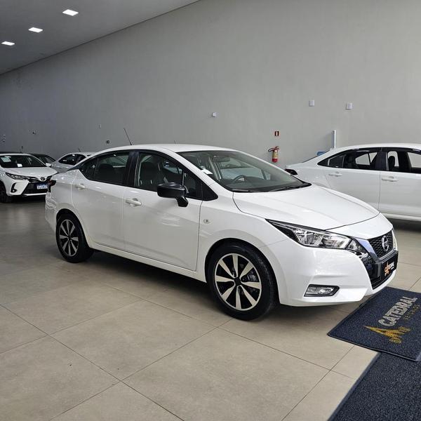 Nissan Versa Sense 1.6 16V Flex Aut. - foto 2