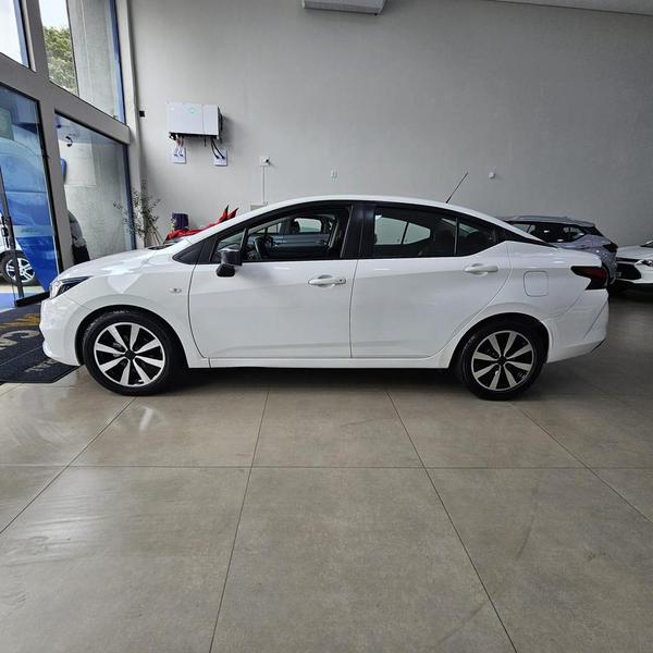Nissan Versa Sense 1.6 16V Flex Aut. - foto 4