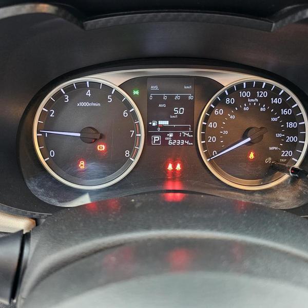 Nissan Versa Sense 1.6 16V Flex Aut. - foto 8