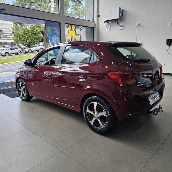 Chevrolet Onix Hatch LT 1.4 8V Flexpower 5P Aut. - foto 15