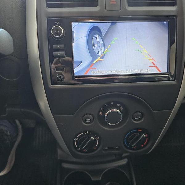 Nissan Versa 16sv CVT - foto 13
