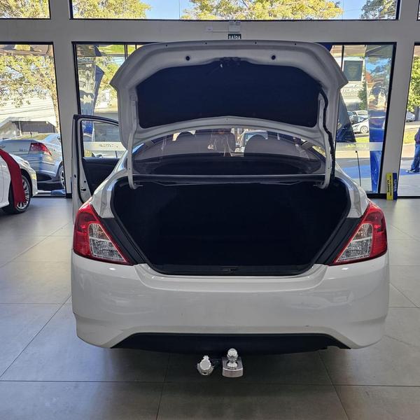 Nissan Versa 16sv CVT - foto 3