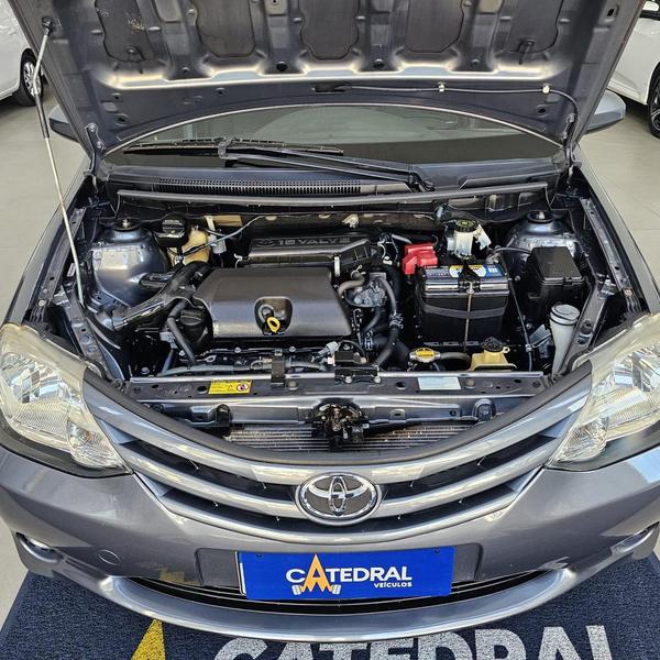 Toyota Etios Xs 1.5 Flex 16V 5P Mec. - foto 16