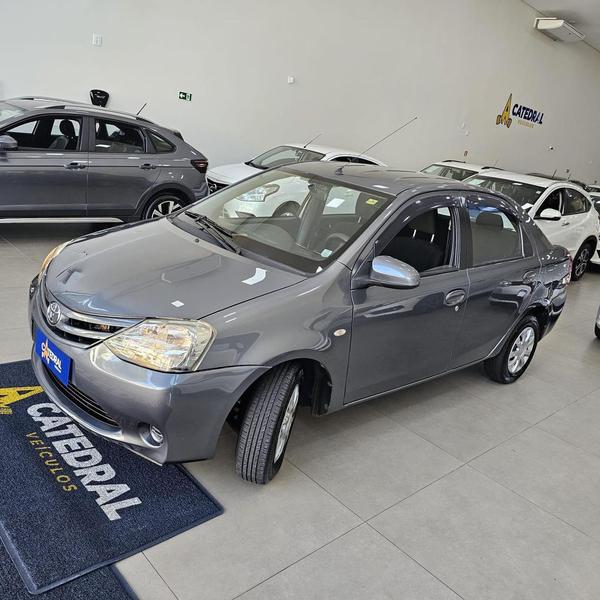 Toyota Etios Xs 1.5 Flex 16V 5P Mec. - foto 9