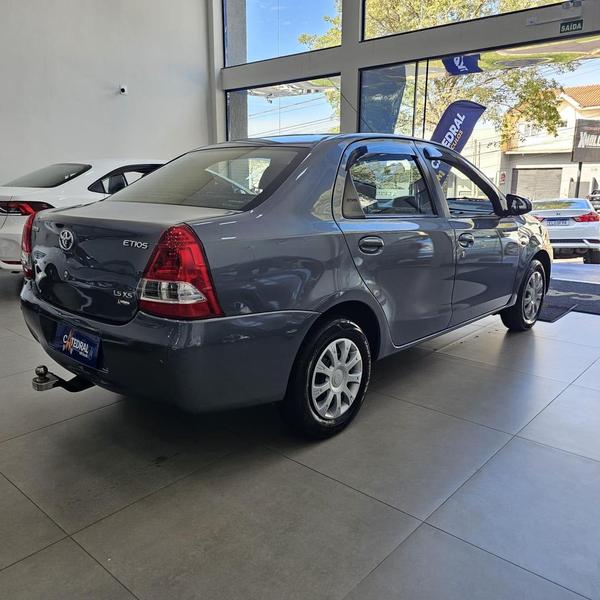 Toyota Etios Xs 1.5 Flex 16V 5P Mec. - foto 4