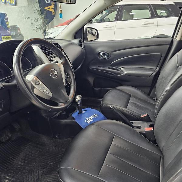 Nissan Versa 16sl CVT - foto 6