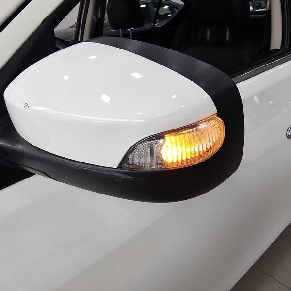 Nissan Versa 16sl CVT - foto 10