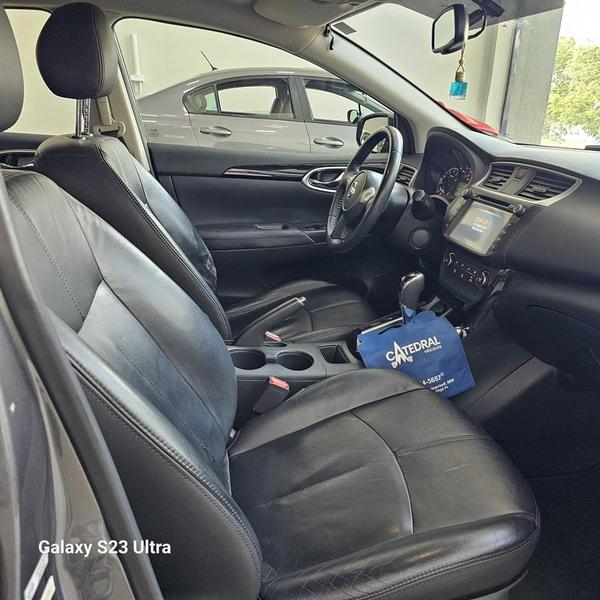 Nissan Sentra 20s CVT - foto 14