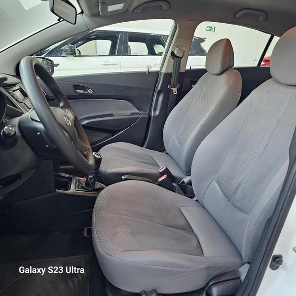Hyundai HB20S 1.6 Comfort Plus 16V - foto 15