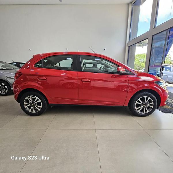 Chevrolet Onix 14mt LTZ - foto 11