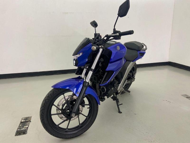 YAMAHA FZ25 FAZER