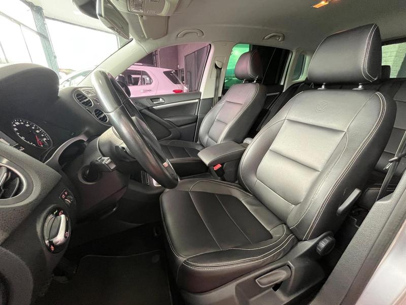 Volkswagen Tiguan 2.0 TSI - foto 7