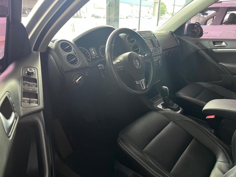 Volkswagen Tiguan 2.0 TSI - foto 6