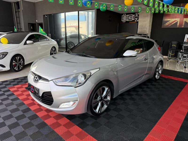 Hyundai Veloster - foto 2