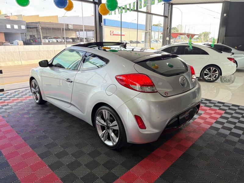 Hyundai Veloster - foto 9