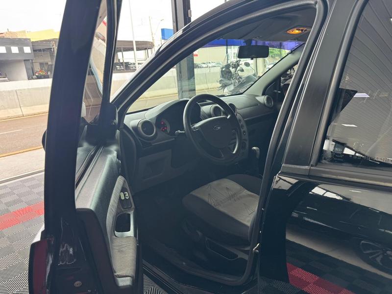 Ford Fiesta 1.6 Flex - foto 3