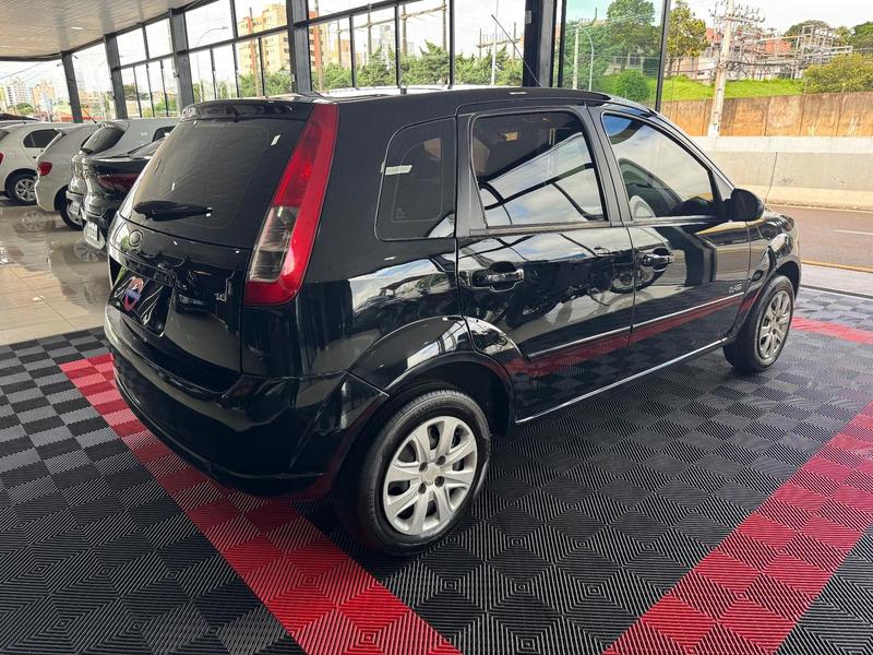 Ford Fiesta 1.6 Flex - foto 10
